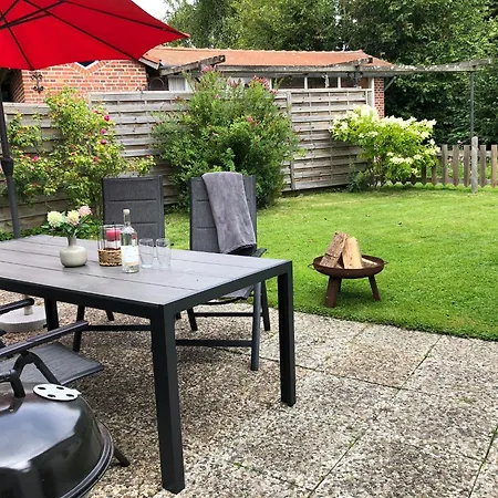 Casa de Férias Krischan - Ruhige Mit Garten, Nur 5 Km Zum Grundhof