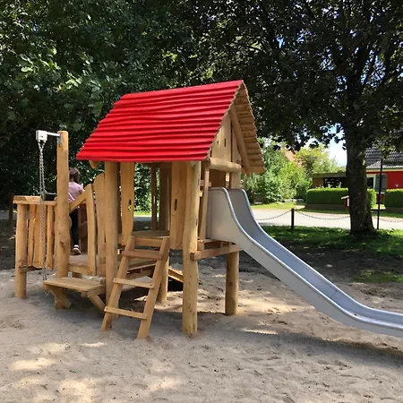 Krischan - Ruhige Mit Garten, Nur 5 Km Zum Grundhof