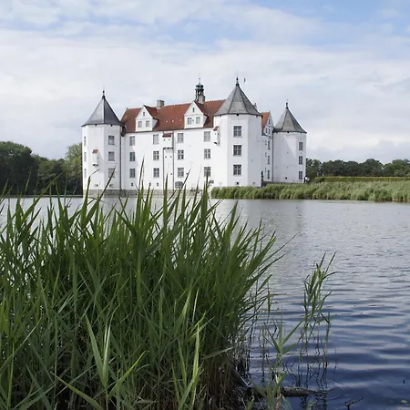 Krischan - Ruhige Mit Garten, Nur 5 Km Zum Apartamento Grundhof